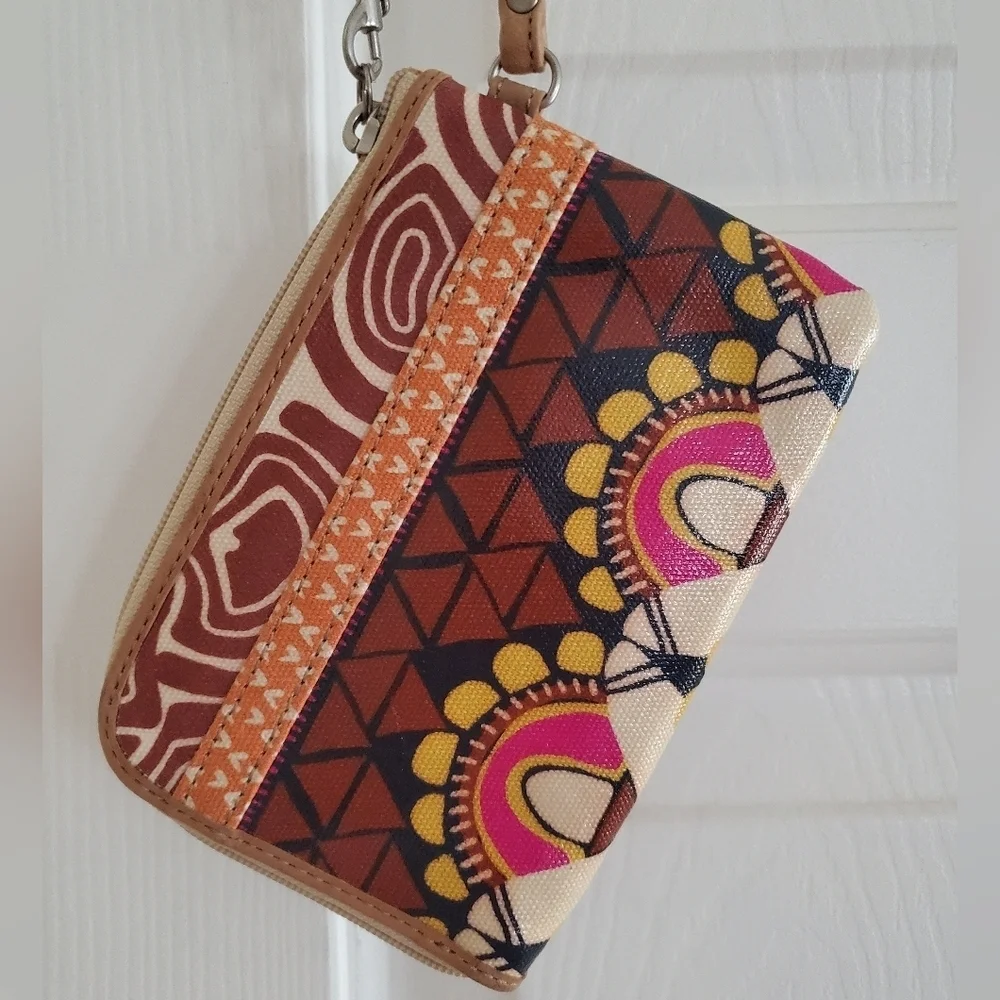 Fossil Key-per wristlet wallet zip around coated canvas 4”X6” leather strap